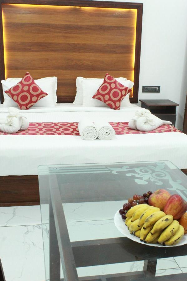 The Mountcourt Hotel Munnar Exterior foto