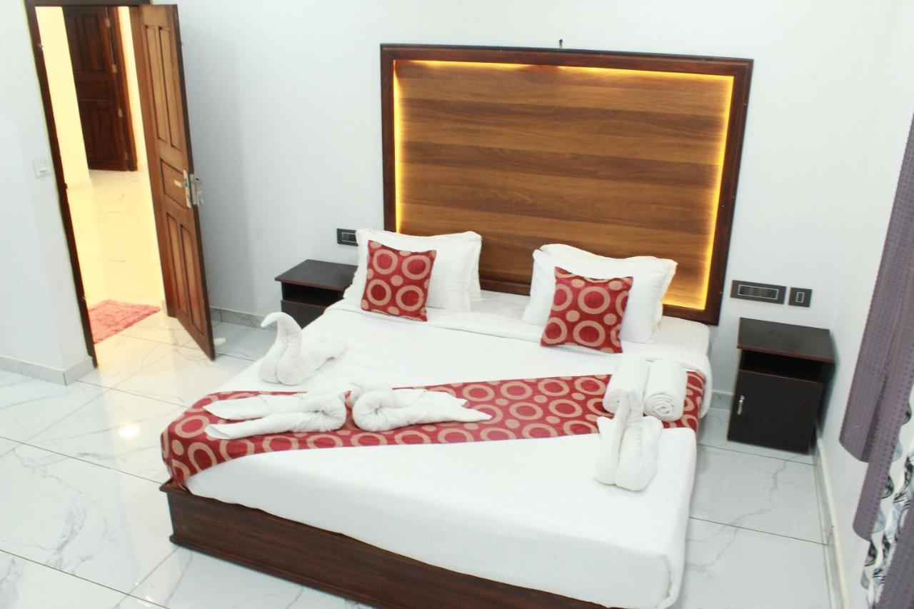 The Mountcourt Hotel Munnar Exterior foto