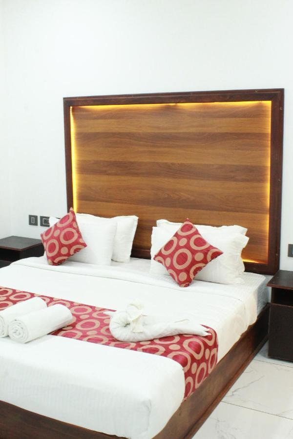 The Mountcourt Hotel Munnar Exterior foto