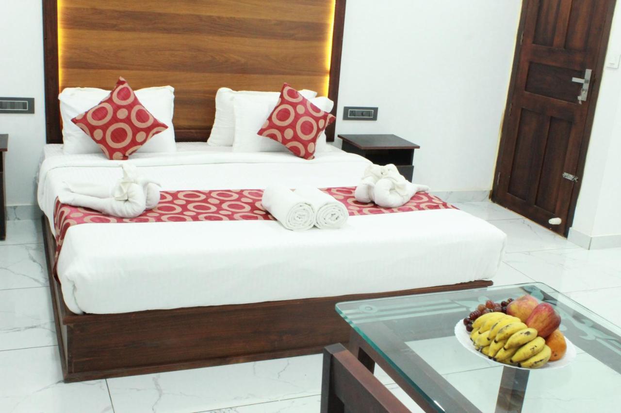 The Mountcourt Hotel Munnar Exterior foto