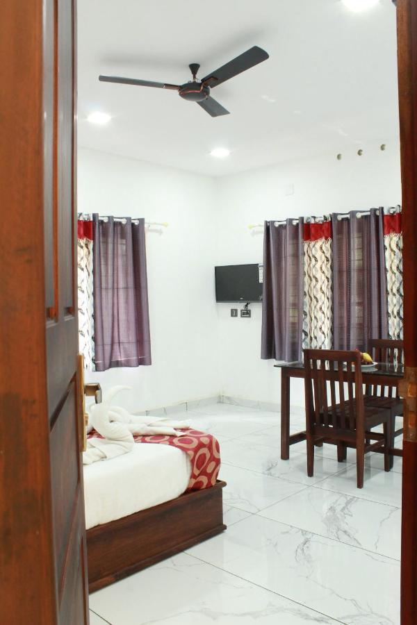 The Mountcourt Hotel Munnar Exterior foto