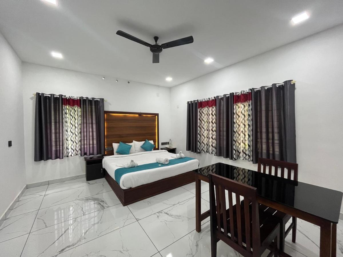 The Mountcourt Hotel Munnar Exterior foto