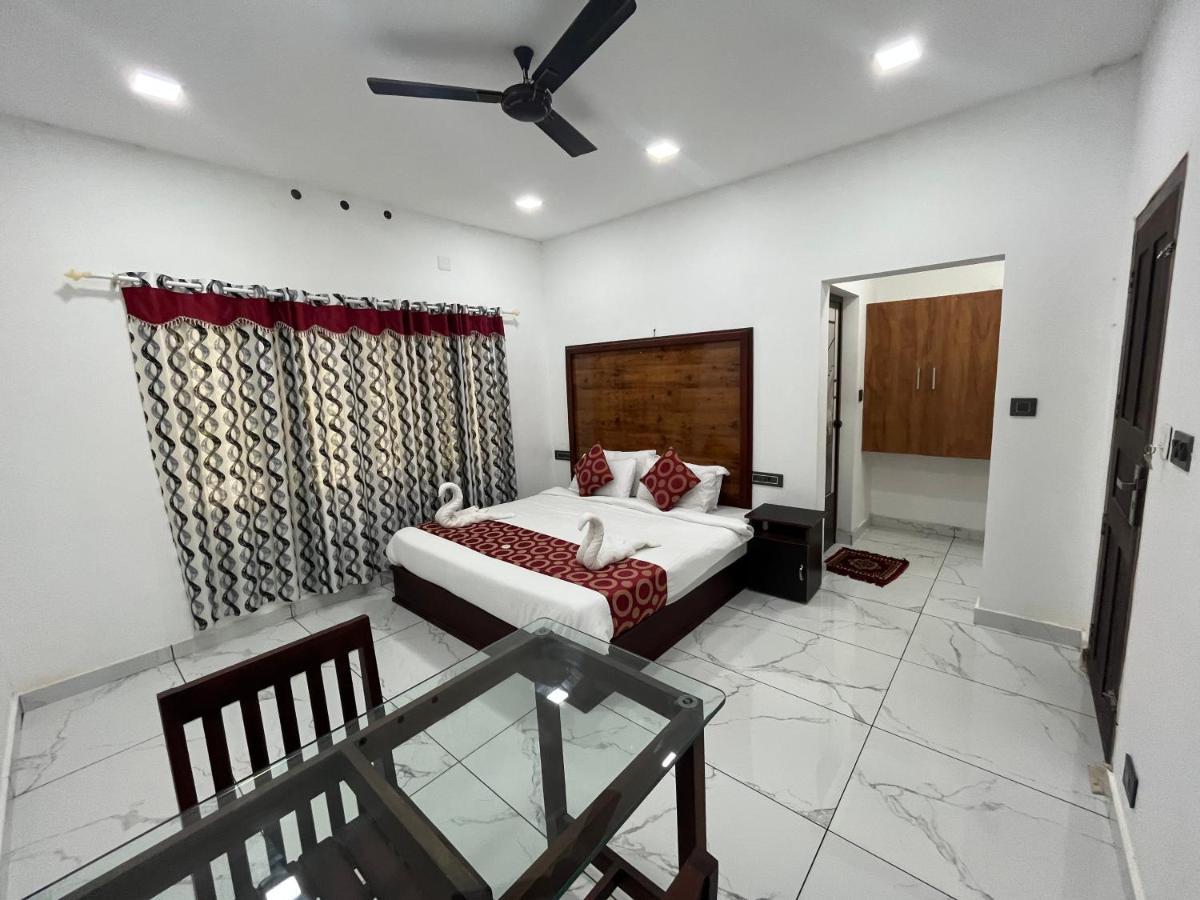 The Mountcourt Hotel Munnar Exterior foto