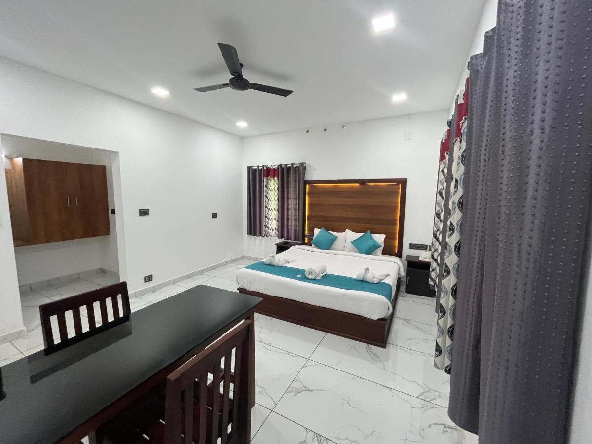 The Mountcourt Hotel Munnar Exterior foto